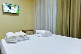 Отель Hotel Lion Уреки Двухместный номер с 1 кроватью и собственной ванной комнатой-3